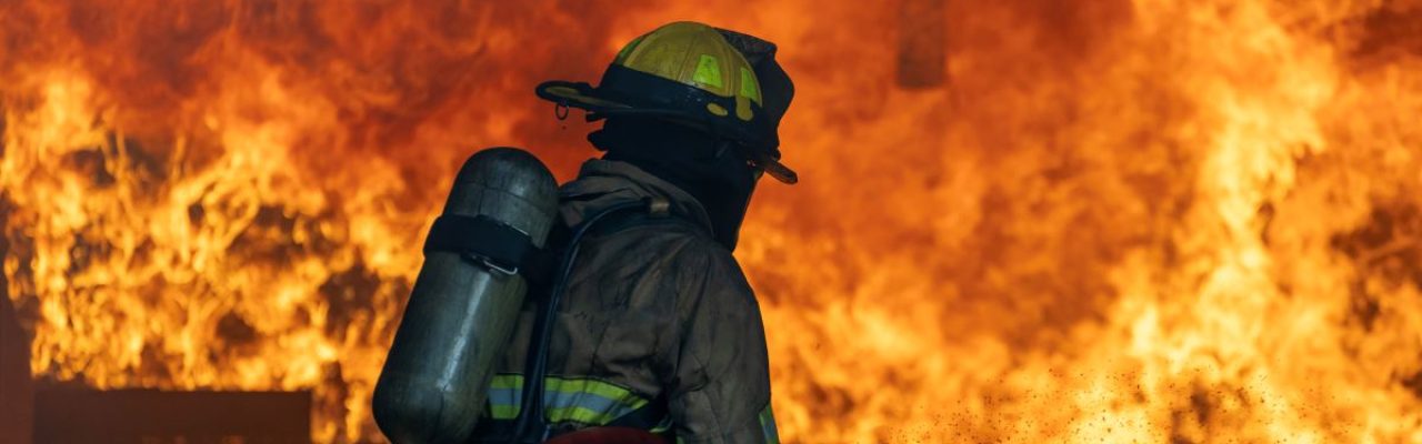Firefighter fighting a fire_iStock-2254585436_Image credit Akarawut Lohacharoenvanich_COPY